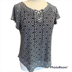 Dianna Belle Ruffle Sleeve Round Hem Lace Up V Neck Flattering Mandala Design Lg